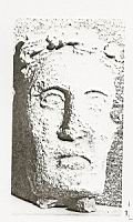 Chapiteau a tete provenant du prytanee, Dyonisos (fragment) (1).jpg